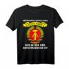 Unterschätze niemals einen alten Mann der in der DDR aufgewachsen ist - Nostalgisches DDR T-Shirt zum Mauerfall Jubiläum & Geschichts-Geschenkidee