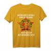 Herren Unterschätze niemals einen alten Mann der in der DDR aufgewachsen ist - Lustiges Retro T-Shirt mit DDR Logo, Hammer & Zirkel als Geschenkidee zum Geburtstag oder Partyoutfit
