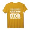 Herren Unterschätze niemals einen alten Mann DDR T-Shirt - Nostalgie & Humor aus Ostdeutschland als Geschenk für DDR Fans & Nostalgiker