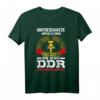 Unterschätze Niemals Einen Alten Mann Aufgewachsen DDR T-Shirt - Lustiges Ostdeutschland Spruch für Vater, Opa & Ostdeutsche