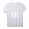 Unterschätze niemals einen alten Mann der in der DDR T-Shirt – Lustiges Ostdeutschland Outfit für Ossi & Ostdeutsche
