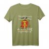 Osten Unterschätze niemals einen alten Mann in der DDR T-Shirt - Lustiges Ostdeutschland Outfit für Ossi & Ostdeutsche