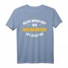 Alles wird gut, der Augsburger ist jetzt da! Humorvolles Männer T-Shirt für besondere Anlässe