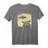 Waschbär UFO Alien Weirdcore Artwork T-Shirt – Trendiges Design für E-Girls, E-Boys & Alien-Fans