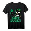 Sanrio Badtz-Maru St. Patrick's Day Get Lucky Shamrock T-Shirt - Offiziell lizenzierte Sanrio Bekleidung für Fans