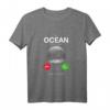 The Ocean Is Calling And I Must Go Taucher T-Shirt – Lustiges Tauchmotiv für Damen & Herren, Perfekt für Scuba Diver & Unterwasserwelt-Liebhaber