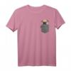 Hund in der Tasche T-Shirt mit Mops Motiv – Humorvolles Tierdesign für Hunde- und Mops-Liebhaber