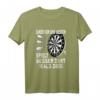 Dart T-Shirt Lustiger Spruch 'Einer von uns beiden spielt besser als du' – Perfektes Geschenk für Dartspieler und Dartfans