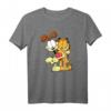 HapPanda T-Shirt mit Odie Umarmung – Lustiges Garfield Katzen Merchandise für den besonderen Tag