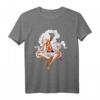 Sun God Nika Gear 5 Strohhut Piratenkunst T-Shirt - Klassisch geschnitten mit doppelt genähtem Saum