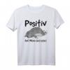 Positiv auf müde getestet Kurzarm T-Shirt für Katzenliebhaber – Lustiges Schlafshirt, perfekt als Weihnachtsgeschenk für Cat Dads, Cat Mamas & Katzenfans