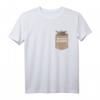 Star Wars The Mandalorian The Child Precious Cargo Pocket T-Shirt - Offizielles Merchandise für Fans von Baby Yoda & The Mandalorian