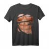Fake Muskeln Sixpack Bodybuilder T-Shirt - Lustiges Party-Shirt für Geburtstags- und Feten-Geschenke