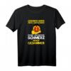 Geboren unter Zirkel und Hammer Sachsen Anhalt T-Shirt – Lustiges DDR Outfit für Ossi & Ostdeutsche, Ostalgie & Heimatliebe