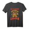 Das Altersheim kann warten ich gehe campen T-Shirt – Lustiges Rentner Camping Spruch für Natur- und Outdoor-Fans im Ruhestand