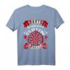 Darts Sport Duell T-Shirt für Dartspieler – Perfektes Dart Outfit für Männer, Papa & Opa mit Dart Motiv