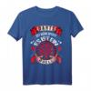 Darts Sport Duell T-Shirt für Dartspieler – Perfektes Dart Outfit für Männer, Papa & Opa mit Dart Motiv