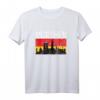 München Skyline Shirt mit Deutschland Flagge – Lustiges Souvenir und Geschenkidee für Männer, Frauen & Kinder