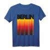 Berlin Retro Deutschland T-Shirt mit Flagge - Klassisch geschnitten, doppelt genähter Saum, ideal für Berliner Fan und Deutschland-Liebhaber