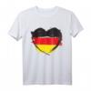 Deutschland Fanartikel Herz Design – T-Shirt, Fahne, Haarreif & Trikot für Fußball, Eishockey & Handball Fans