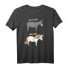 Before and After Yoga Lustiges Einhorn Design T-Shirt – Witziges Yoga Geschenk für Einhorn-Fans und Yogis