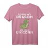 Drache Einhorn T-Shirt | My Dragon Ate Your Unicorn - Lustiges Fantasy T-Shirt als Geschenk für Drachen- und Einhorn-Liebhaber