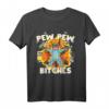 PEW PEW BITCHES Lustiges Einhorn Gamer Revolver Retro T-Shirt – Trendiges Design für Gaming, Action & Einhorn Fans, Perfektes Geschenk für Freunde