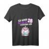 Damen 28. Geburtstag T-Shirt mit Einhorn und Lockdown Spruch - Lustiges Geburtstagsgeschenk für 1993 Geborene, Frauen & Mädchen