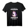 Einhorn August Geboren Geburtstag Geschenk T-Shirt - Lustiges Geburtstagsshirt für Damen und Mädchen mit Einhorn-Motiv