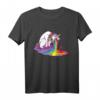 Einhorn kotzt Regenbogen T-Shirt – Lustiges, buntes Kinder T-Shirt mit hochwertiger Verarbeitung