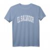 El Salvador Varsity Style Pink mit White Text T-Shirt – Stilvolles Landest-Shirt für Reisende & El Salvador Fans