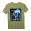 Wolf in der Heavy Metal Band spielt E-Gitarre - Kreatives Tierdesign T-Shirt für Metal- und Wölfe Liebhaber