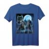 Wolf in der Heavy Metal Band spielt E-Gitarre - Kreatives Tierdesign T-Shirt für Metal- und Wölfe Liebhaber