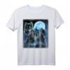 Wolf in der Heavy Metal Band spielt E-Gitarre - Kreatives Tierdesign T-Shirt für Metal- und Wölfe Liebhaber