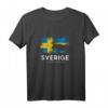 Schweden Skandinavien T-Shirt mit Elch und Flagge - Perfekt als Geschenk für Schweden Fans, Urlauber & Skandinavien Liebhaber