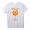 Spritzing the Day Away - Lustiges Aperol Spritz T-Shirt für Sommer, Strand & Urlaubsfeeling, Perfekt für Partys und Geschenke