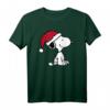 HapPanda Snoopy Halbarm T-Shirt mit Weihnachtsmütze - Lizenziertes Graphic Artwork für Jubiläum & Festlichkeiten