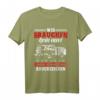 Wir Brauchen Kein Navi Feuerwehr Feuerwehrmann Feuer T-Shirt – Lustiges Geschenk für Feuerwehrleute & Helden zum Weihnachten & Geburtstag