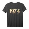 Lustiges 50. Geburtstag T-Shirt für Mann & Frau - Witzige Deko & Geschenkidee für 50 Jahre Geburtstag 1974
