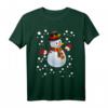 Schneemann im Schnee Weihnachten T-Shirt – Perfektes Geschenk für Freunde, Familie und Schneefans zur Weihnachtszeit