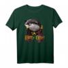Lustiges Hairy Otter T-Shirt mit Zaubererkostüm, Brille & Kaffee – Perfektes Weihnachts- und Geschenk für Otter-Fans und Magie-Liebhaber