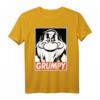 HapPanda Snow White Grumpy Poster T-Shirt – Offiziell lizenzierte Disney Kleidung für Geburtstagsfans