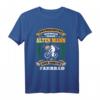 Unterschätze niemals einen alten Mann mit Fahrrad T-Shirt – Perfektes Geschenk für Radfahrer, Mountainbiker & Ruhestandsabenteuer in den Alpen