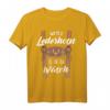 Mei Lederhosn is in da Wäsch T-Shirt – Lustiges Herren Trachten Shirt für Oktoberfest, Wiesn & Bayerische Tracht