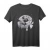 HapPanda Peter Pan Flying By The Moon Silhouette T-Shirt – Lizenziertes Geburtstagsoutfit für Fans und Feiernde