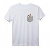 Kuh in Brusttasche T-Shirt – Lustiges Geschenk für Bauern, Milchliebhaber & Jersey Cow Fans zum Geburtstag