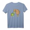 Humorvolles Kiwi T-Shirt mit Vogel- und Frucht-Wortspiel – Perfekt für Tierliebhaber, Neuseeland-Fans und schwarzhumorige Menschen