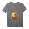Niedliches Anime-Katzen- und Herbstblätter-T-Shirt mit V-Ausschnitt - Fall is My Favorite Color für Katzenliebhaber, Familien & Kawaii-Fans