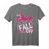 Biker Babe Gift Motorcycle This Chick Didn't Fall Off T-Shirt - Vintage Style Motorrad Graphic für Frauen & Männer, Perfekt als Geschenk für Motorradliebhaber