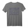 Quit Your Job Buy A Ticket Get Tan Fall In Love Never Return T-Shirt – Motivationsshirt für Abenteurer & lebenslustige Träumer